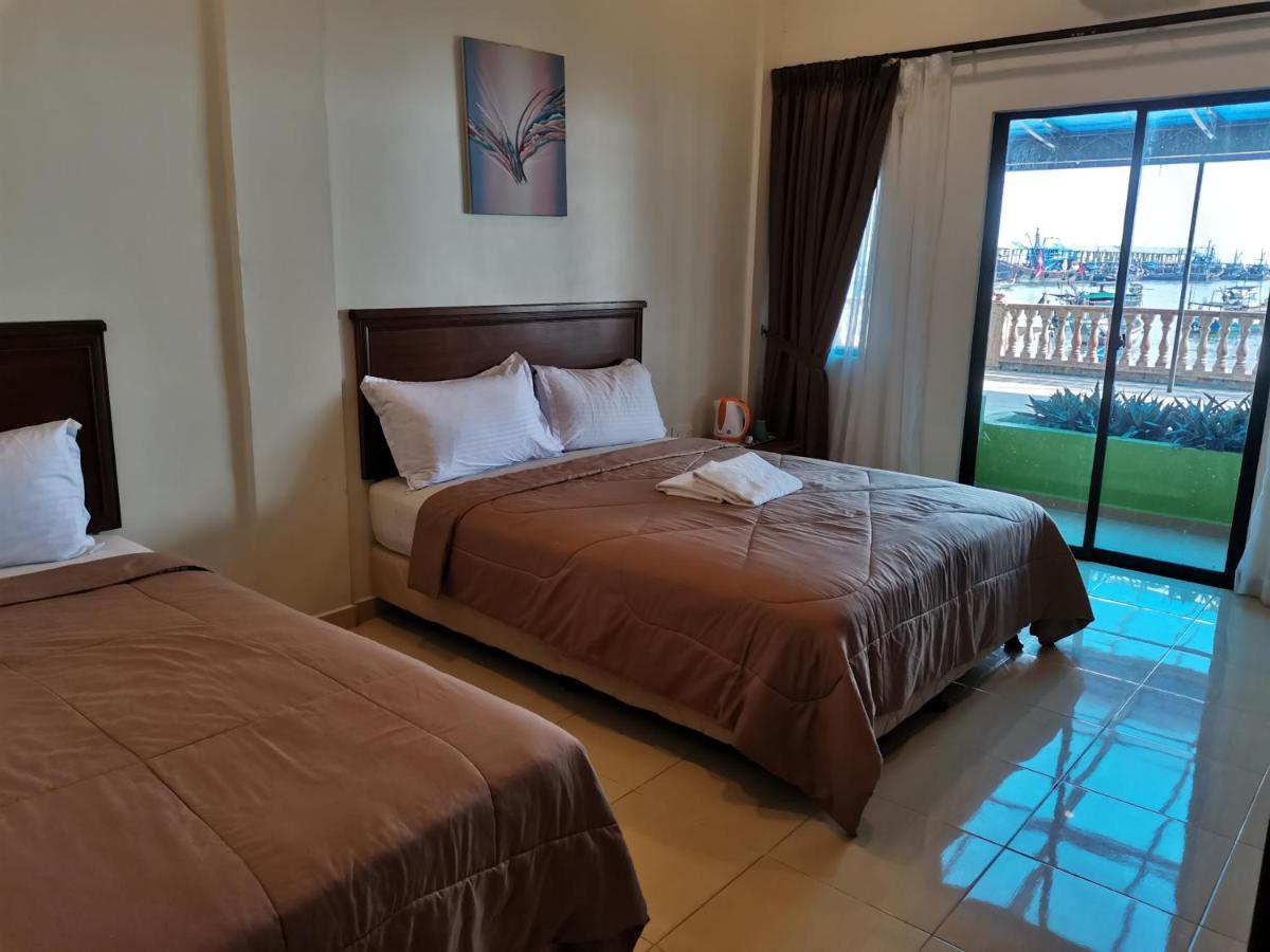 Hotel & Chalet Sportfishing Pnk Teluk Bahang Exterior photo